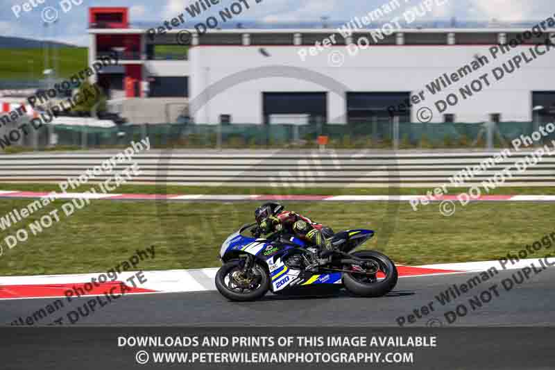 cadwell no limits trackday;cadwell park;cadwell park photographs;cadwell trackday photographs;enduro digital images;event digital images;eventdigitalimages;navarra;no limits trackdays;peter wileman photography;racing digital images;trackday digital images;trackday photos